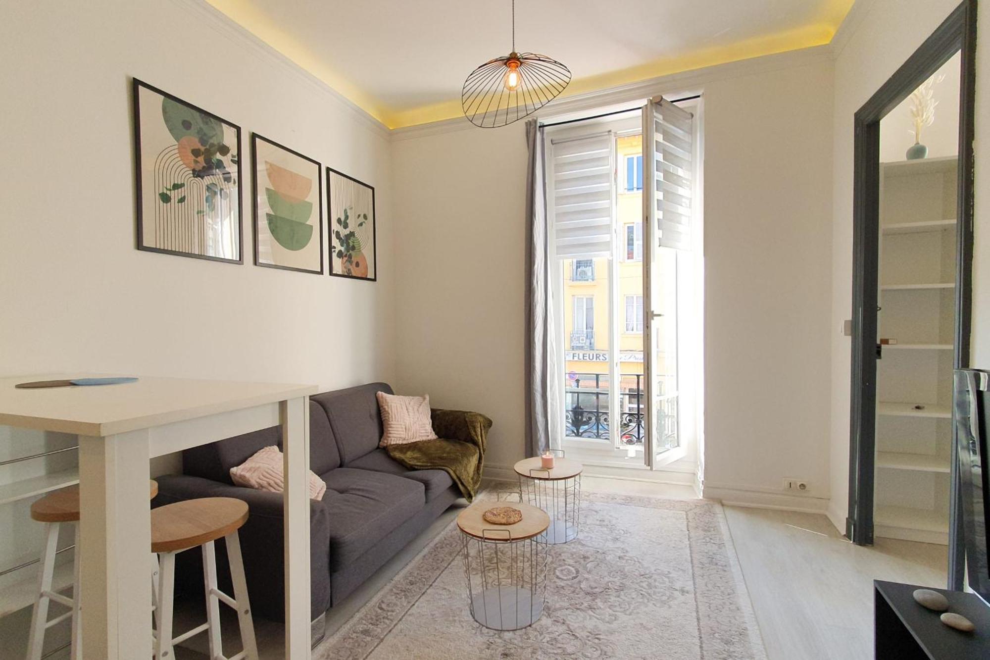 Apartment Cozy Near The Sea